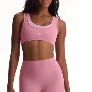 Set Active Scoop Bra Set in Limited Edition Pink!
